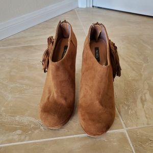 Women's Tassled Heals (suede feel)